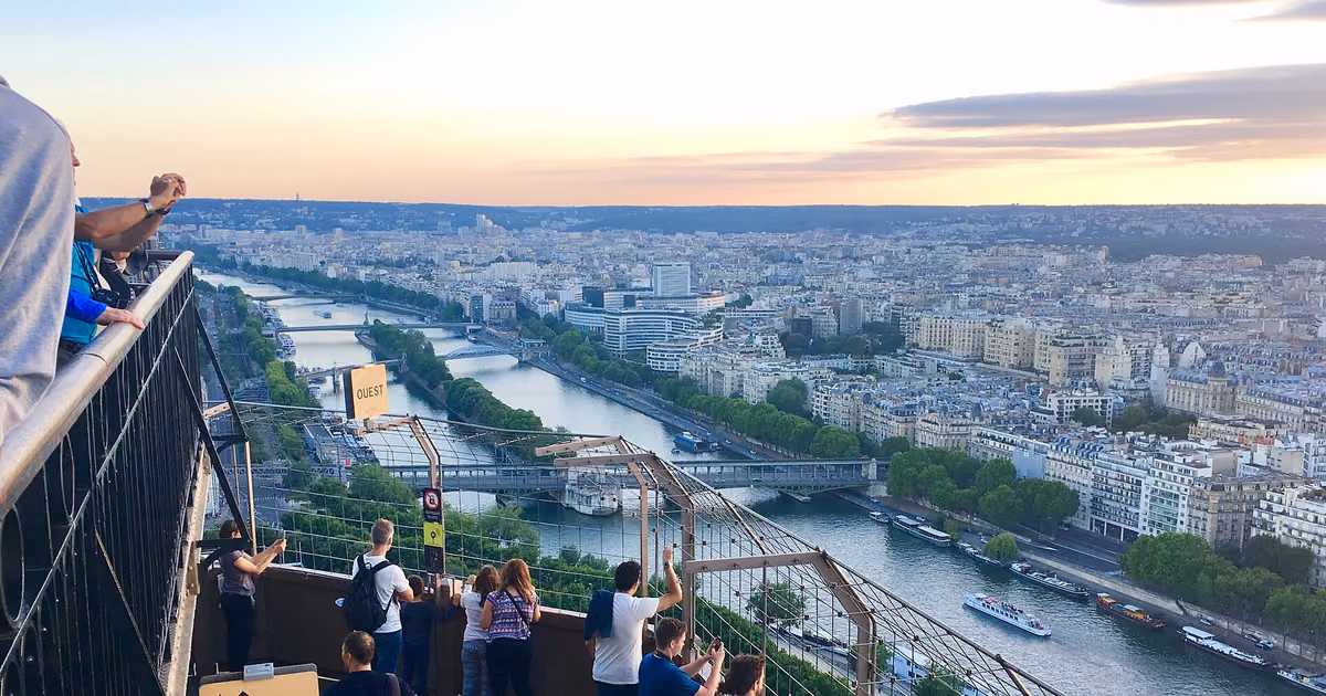Paris City Tours : la fausse pub IA virale et comment la repérer